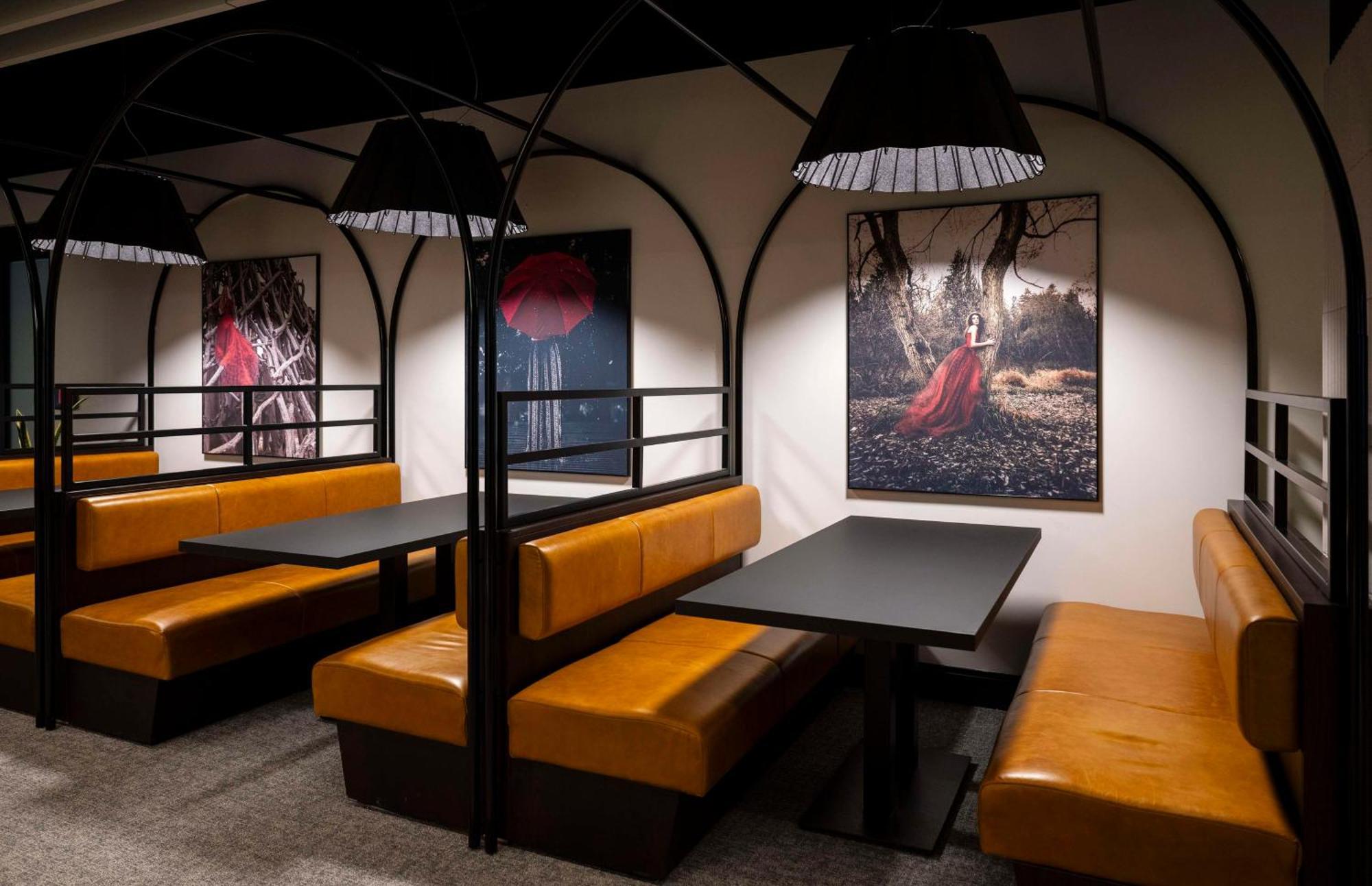 Radisson Red Galway 호텔 외부 사진