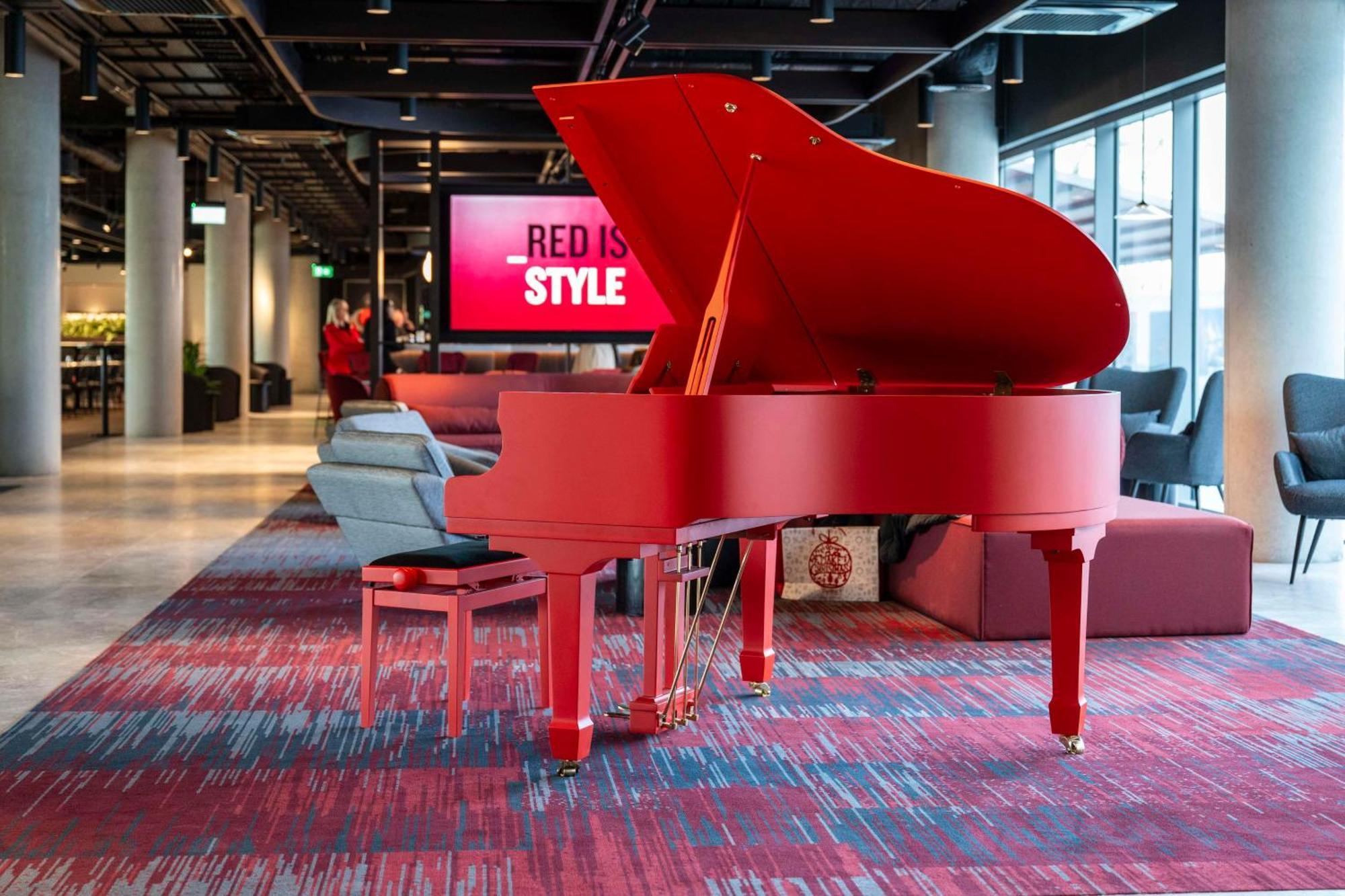 Radisson Red Galway 호텔 외부 사진