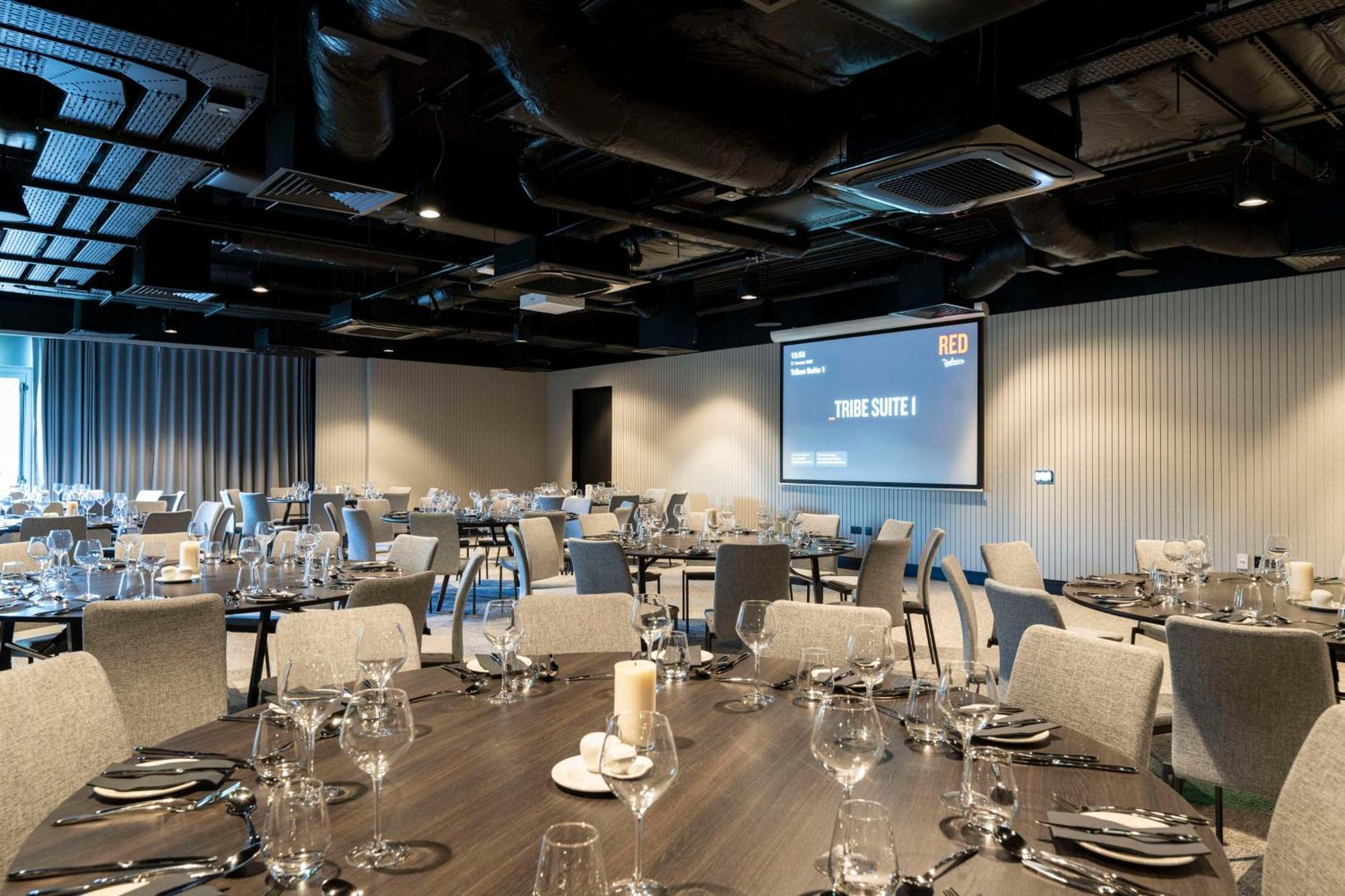 Radisson Red Galway 호텔 외부 사진