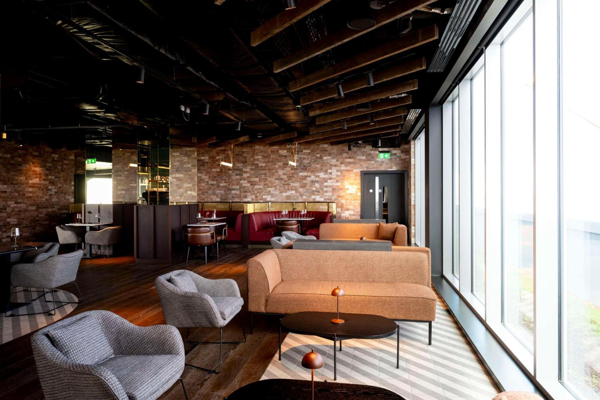 Radisson Red Galway 호텔 외부 사진