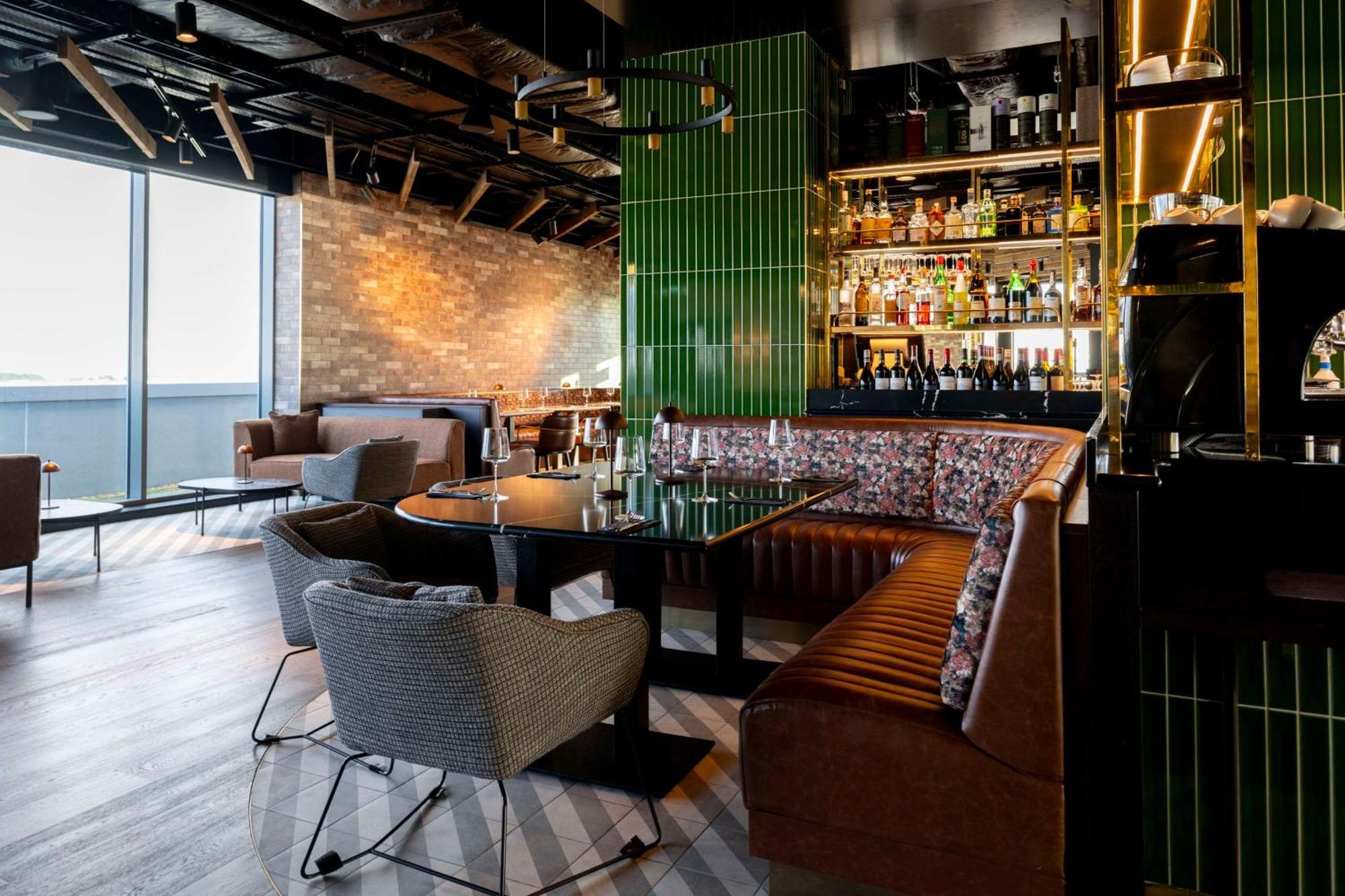 Radisson Red Galway 호텔 외부 사진