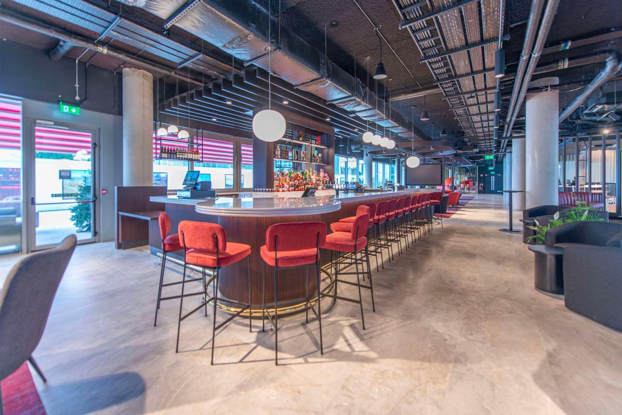 Radisson Red Galway 호텔 외부 사진